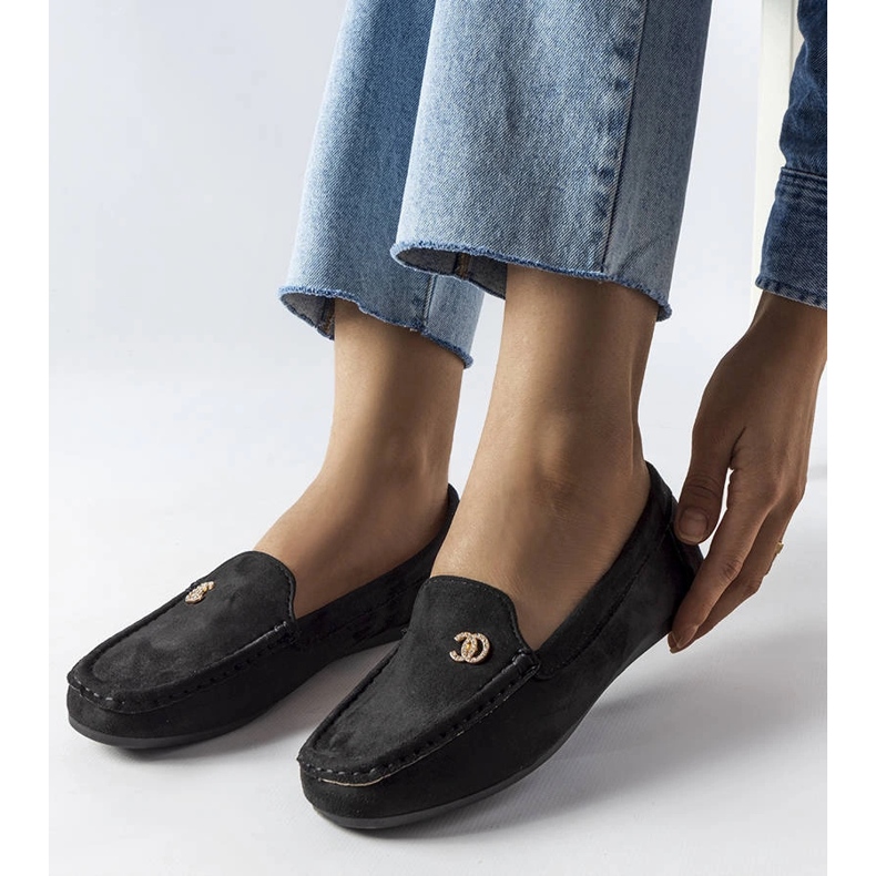 Mocassins noirs pour femme de chez Clardoux 1