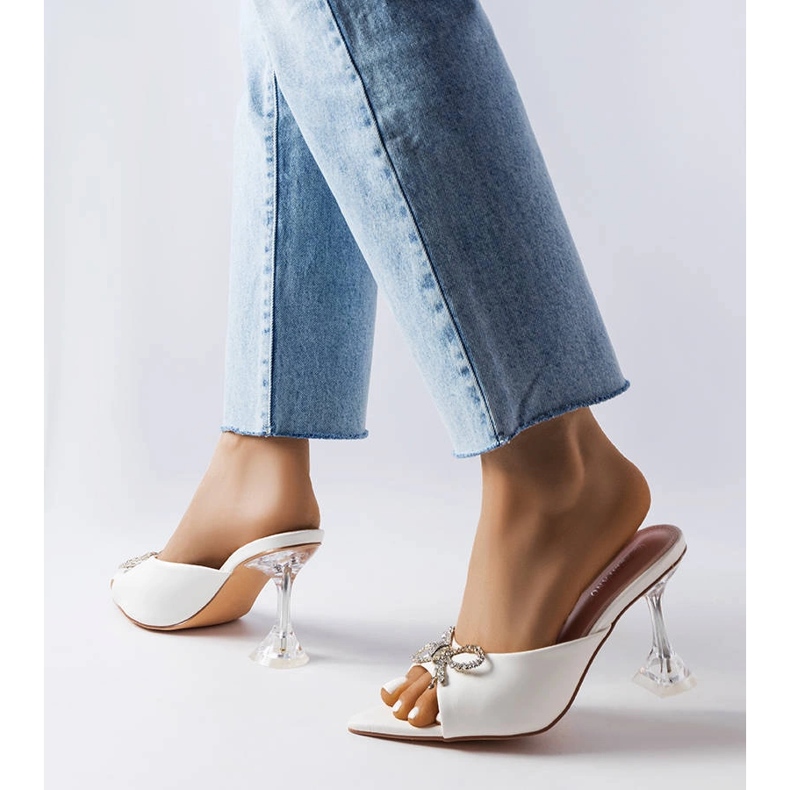 Sandales à talons hauts Cadenilla blanches à strass 1