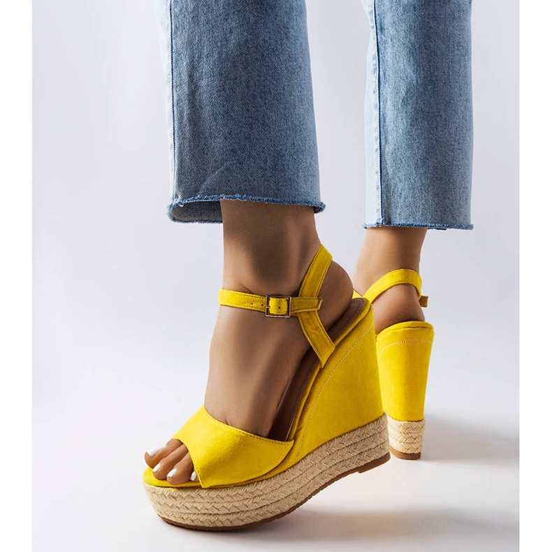 Espadrilles compensées jaunes Inala 1