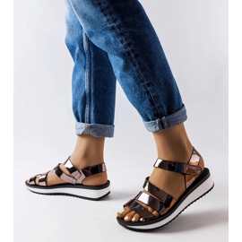 Inna Sandales en cuir verni gris Dizi 1 Inna Sandales en cuir verni gris Dizi 1