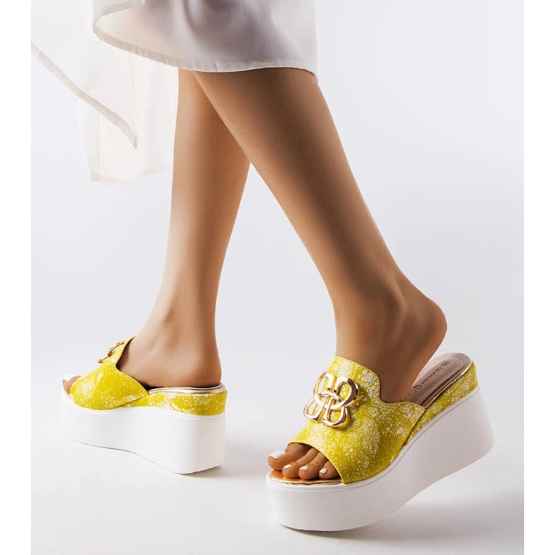 Goodin Sandales compensées Havanna jaune 2