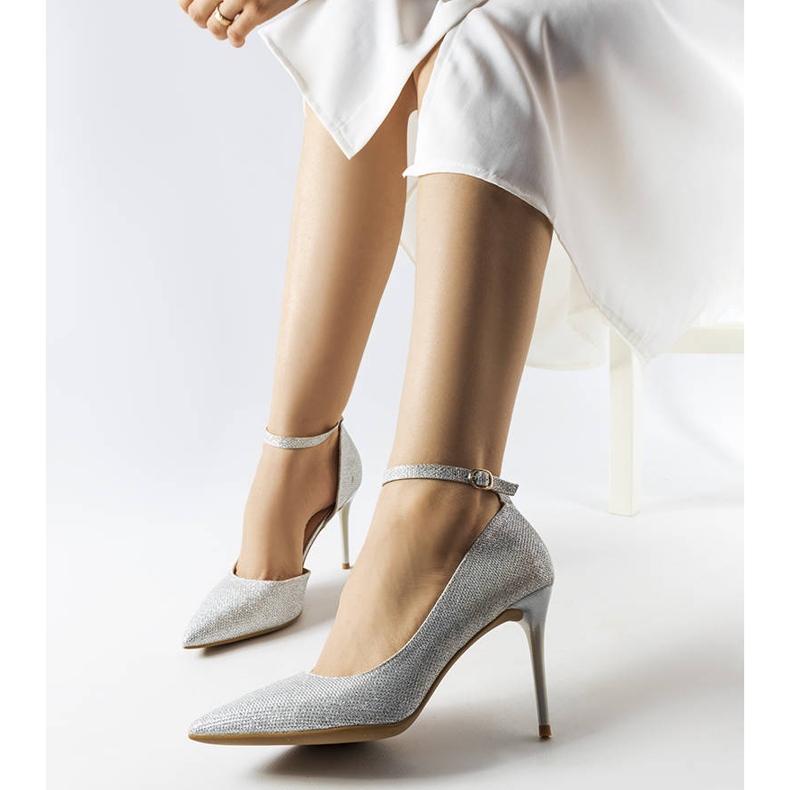 Inna Escarpins en brocart argent Nikolina 1