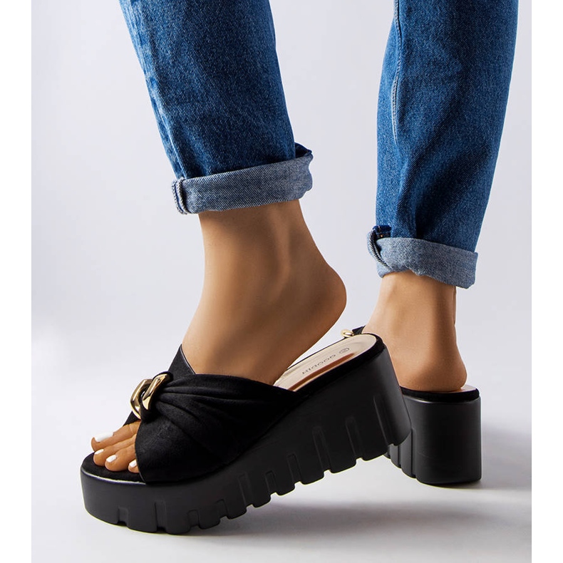 Goodin Chaussons compensés femme Laura noirs 2