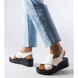 Sandales compensées blanches Adelina 1