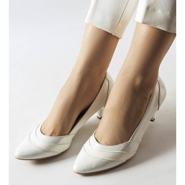 Escarpins beiges à talons hauts DD823 Bianco 1