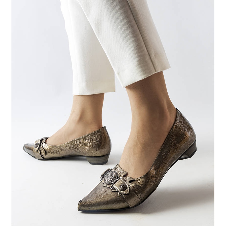 Escarpins argentés à petits talons de Siciliano gris 2