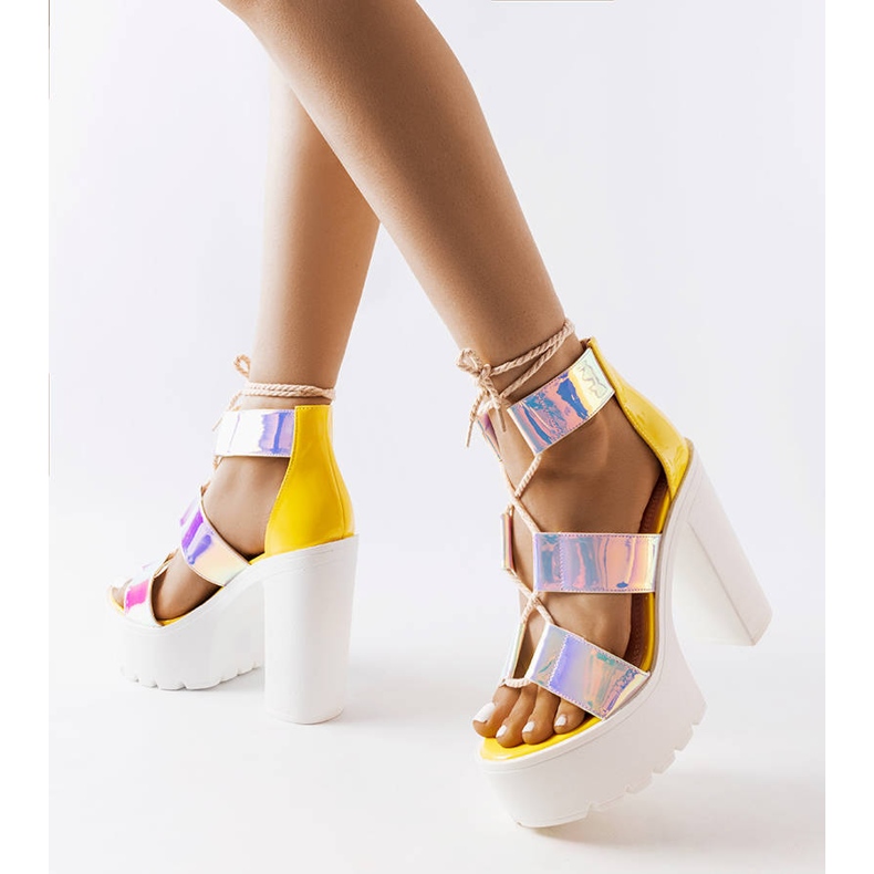 Inna Sandales épaisses jaunes de Katja 1