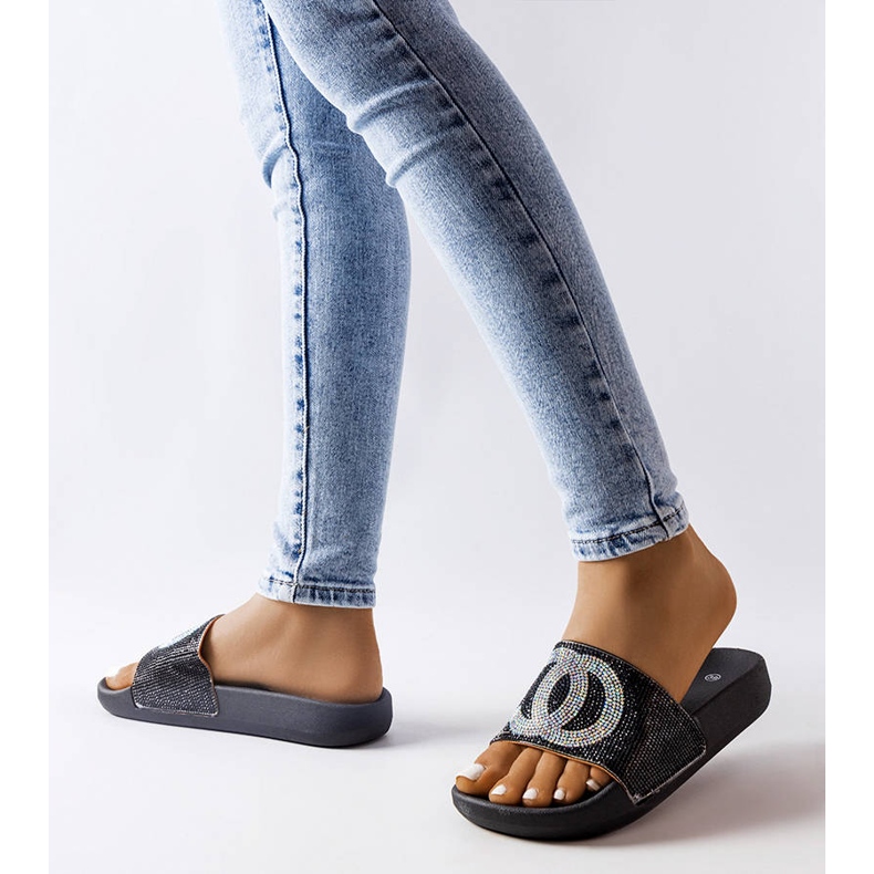 Claquettes noires ornées de strass de Glendale le noir 2