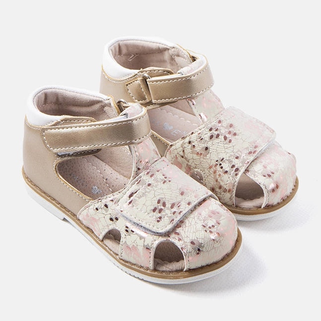 Sandales dorées avec semelle Compagnon en cuir 1