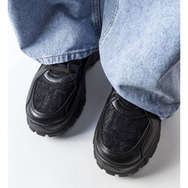 Baskets épaisses noires de Brunswick 1