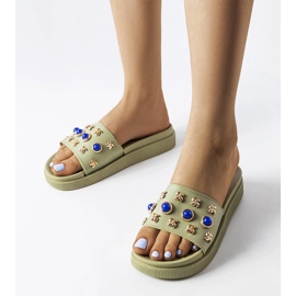 Toboggans verts décorés de Montesarchio 1 Toboggans verts décorés de Montesarchio 1