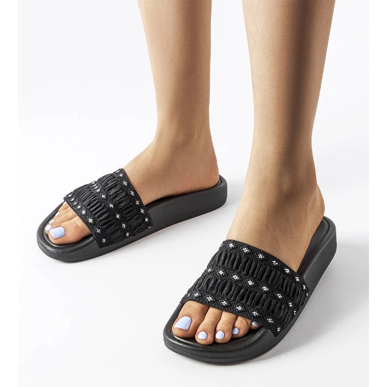 Claquettes noires ornées de volants Ernest 1