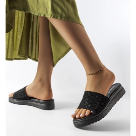 Sliders noirs ajourés avec zircons d'Irvine 2