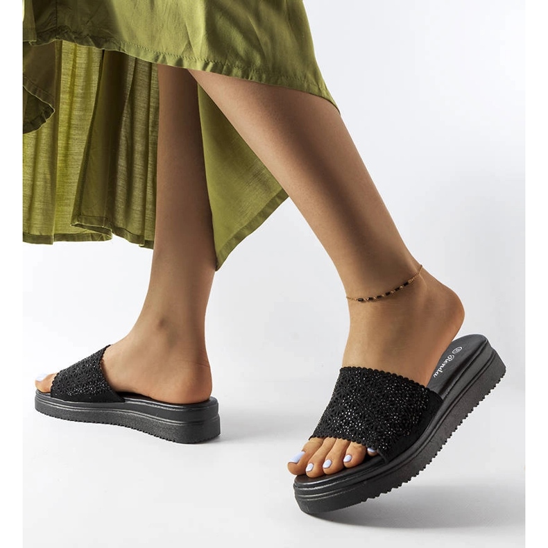 Sliders noirs ajourés avec zircons d'Irvine le noir 2