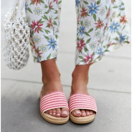 Claquettes Capovalle tressées roses 1 Claquettes Capovalle tressées roses 1