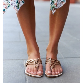 Tongs élégantes marron de Buttapietra brun 1 Tongs élégantes marron de Buttapietra brun 1