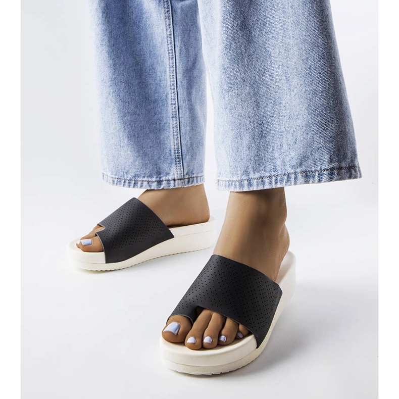 Sandales compensées noires du Monferrato 1