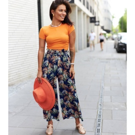 Sandales beige ornées de strass de Gaetano 1 Sandales beige ornées de strass de Gaetano 1