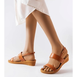 Sandales compensées marron de Grottazzolina brun 1