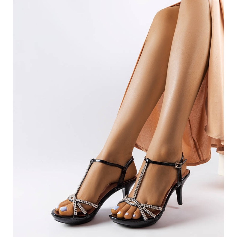 Sandales noires sur épingle avec zircons cubiques Franc 1