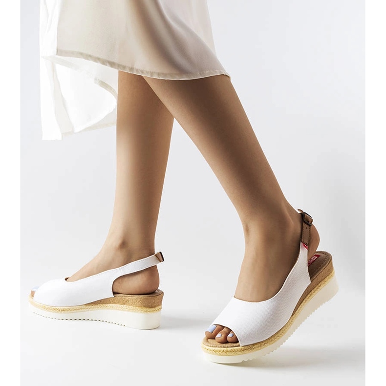 Sandales compensées blanches Big Star JJ276047 1