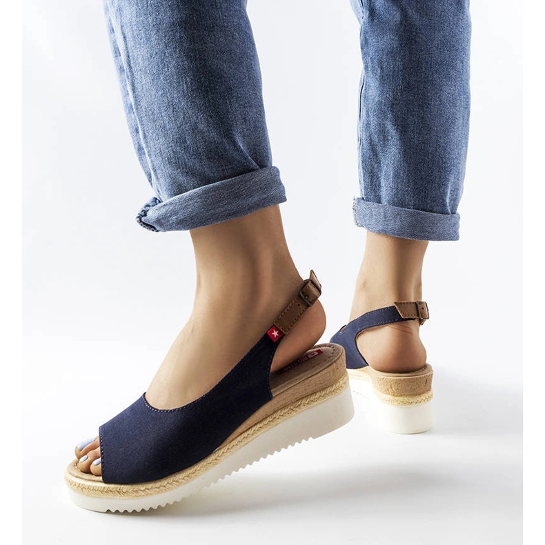 Sandales compensées bleu marine Big Star JJ276046 1