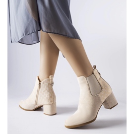 Bottines à talons bas Monte beiges 1