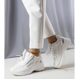 Baskets compensées blanches 1