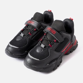 News Baskets à scratchs Blanchefle noires et rouges 1