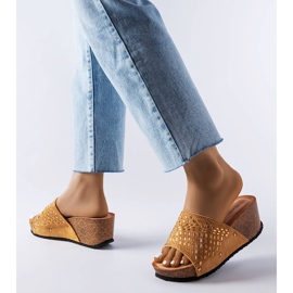 Sandales compensées beige foncé Guymon 2