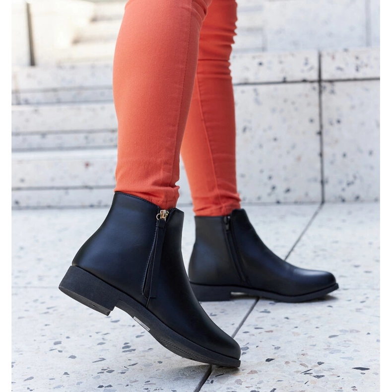 Bottines plates isolées noires Paien 2