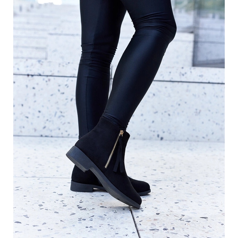 Bottes isolées noires en éco-daim par Paien le noir 1