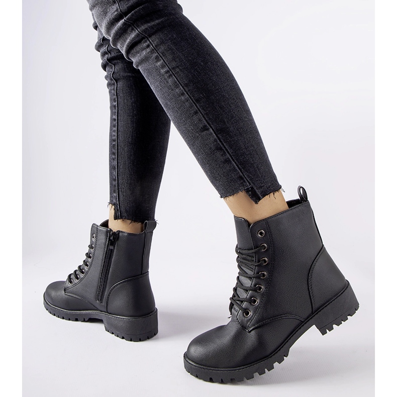 Inna Bottes Rosing isolées classiques noires le noir 1