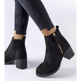 Bottines à talons bas en éco-daim noir Ivano le noir 1