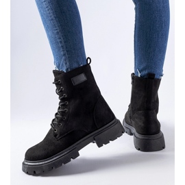 Inna Bottes isolées en éco-daim Mestervi noires le noir 3
