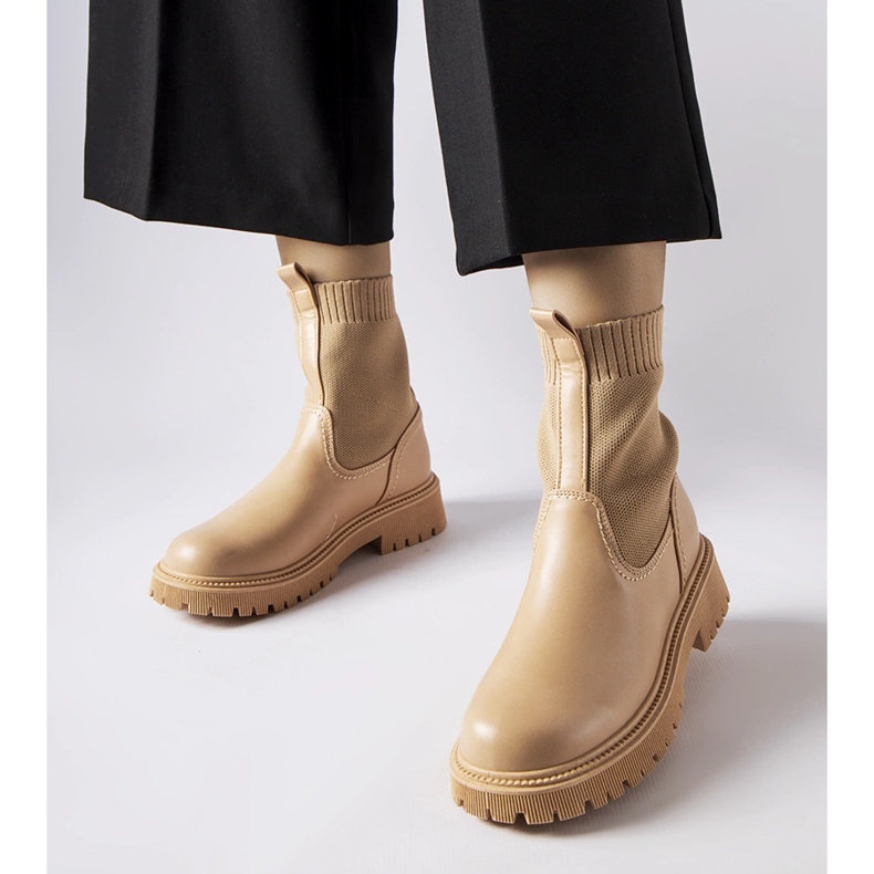 Bottines en éco-daim beige Big Star MM274542 1