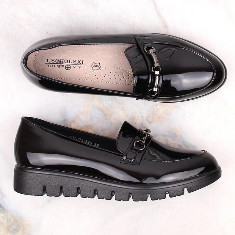 Chaussures compensées confortables pour femmes vernies noires de T.Sokolski le noir 2