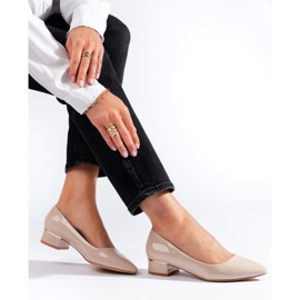 Goodin Escarpins classiques à petits talons beige 1