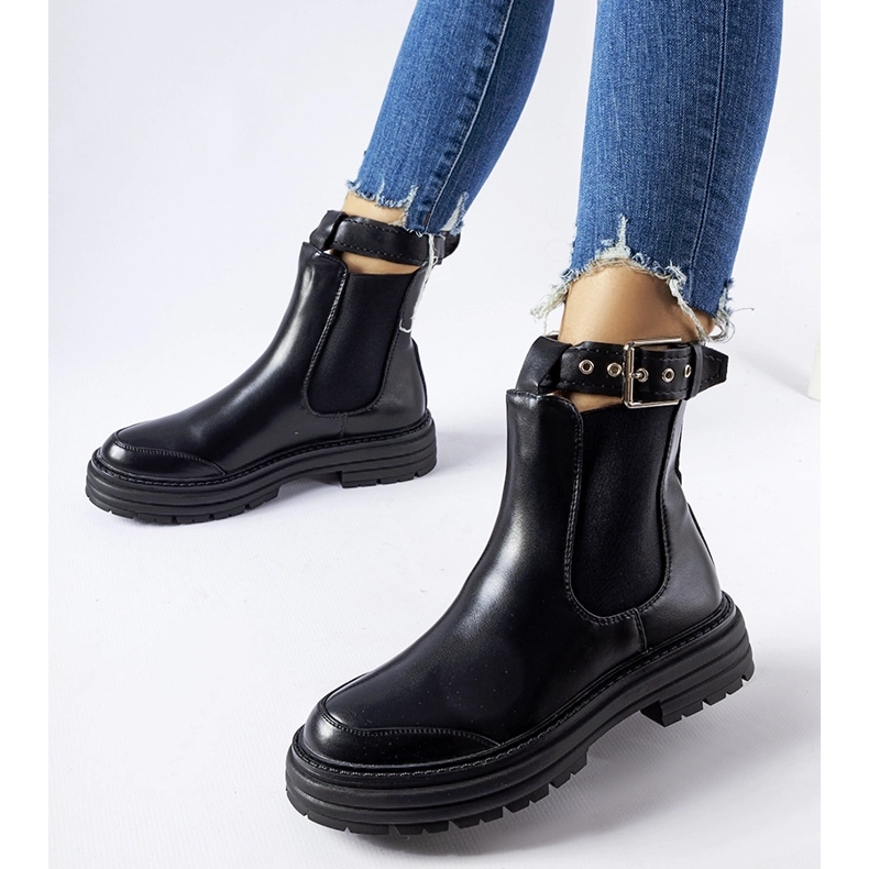 Bottes noires avec une boucle décorative de Jonesboro le noir 1