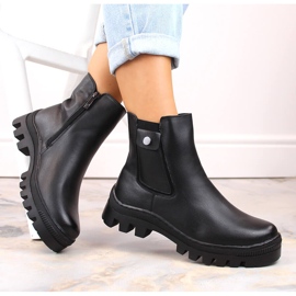 Bottines trapèze isolées femme Potocki noires avec poche 1