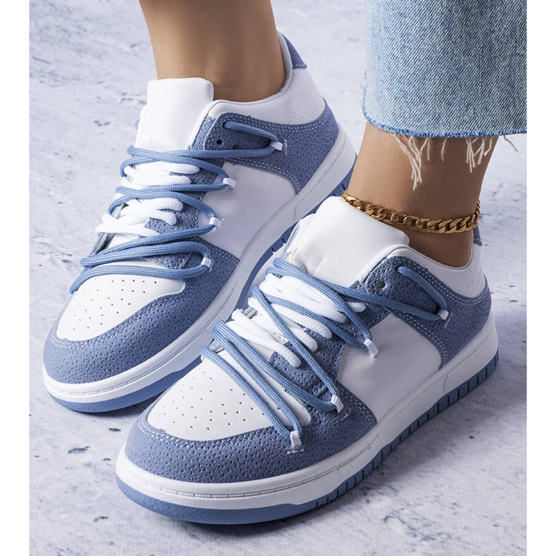 Baskets femme bleues blanc 1