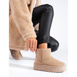 Bottes de neige pour femmes sur la plate-forme beige Shelovet 1
