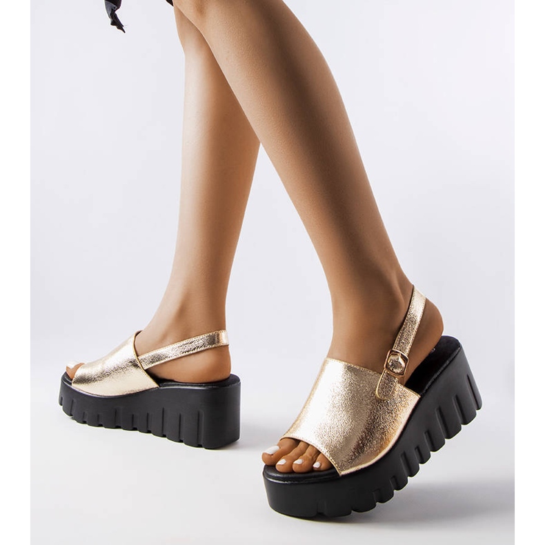 Sandales compensées Berfin femme dorées d'or 1