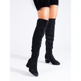 Bottes à talons bas en daim noir de Vinceza le noir 2