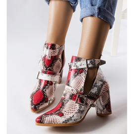 Bottes pour femmes blanches et roses d'Itabi beige 1 Bottes pour femmes blanches et roses d'Itabi beige 1