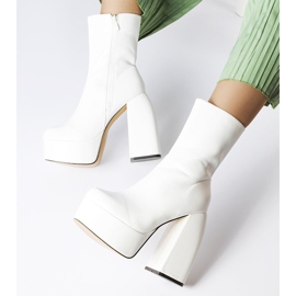 Bottines blanches à talons Baratti 1