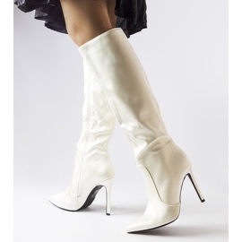 Bottes blanches à talons de Marlengo 1