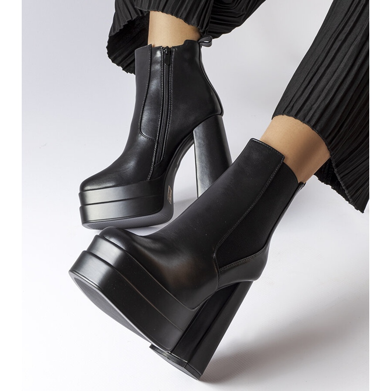 Inna Bottes à talons hauts noires de Copertino le noir 1 Inna Bottes à talons hauts noires de Copertino le noir 1