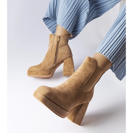 Bottes en daim écologique beige de Province 1