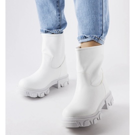 Chaussures de travail blanches à enfiler de Wuori 1